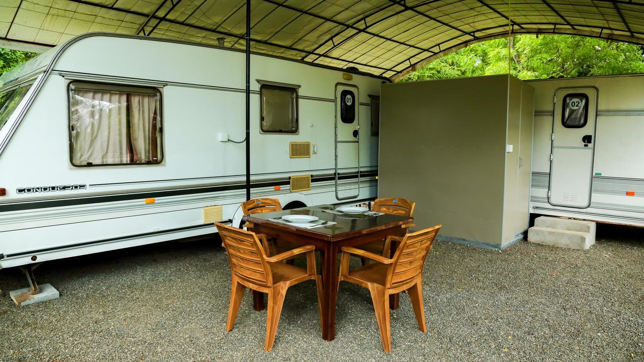 Malwathu Oya Caravan Park Bed & Breakfast Anuradhapura Eksteriør bilde