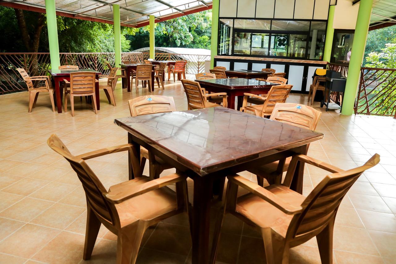 Malwathu Oya Caravan Park Bed & Breakfast Anuradhapura Eksteriør bilde