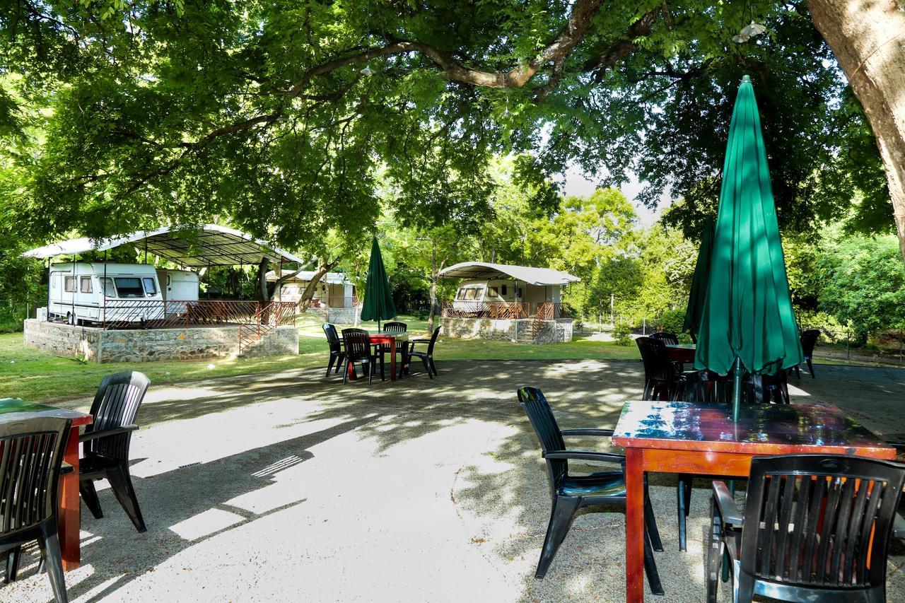 Malwathu Oya Caravan Park Bed & Breakfast Anuradhapura Eksteriør bilde